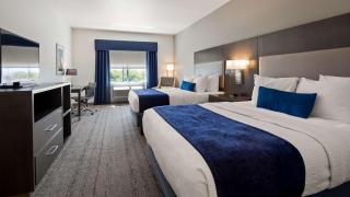 Best Western Plus Roland Inn & Suites - 5