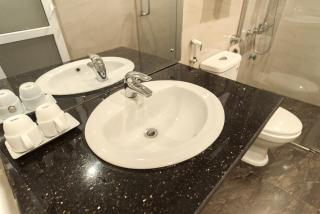 London Hotel - Ha Long - 7