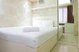 Compact 2BR Bassura City Apartment By Travelio - 0