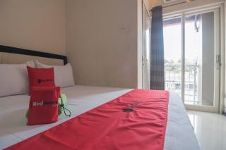 RedDoorz near E Walk Mall Balikpapan - 3