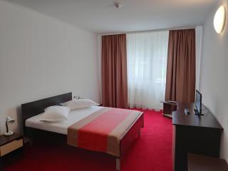 Hostel Caliman - Caciulata - 8