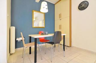 Courtyard Apt - Central Athens - 4