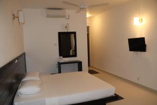 Tangalle Rest House - Tangalle - 4