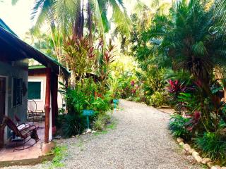 Tasty Dayz Hostel - Puerto Viejo - 7