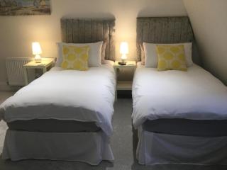 Glebe House - Deal - 1