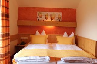 Hotel-Pension Das Platzl - 1