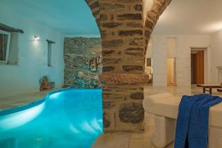 Villa Aeolos with 2 private pools - Sarakíniko - 4