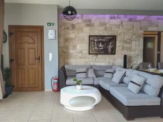 Luxury Seaside House in Mades Heraklion - Agia Pelagia - 4