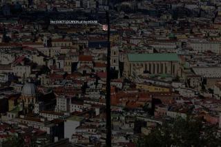 Spaccanapoli casa tre santi - 1