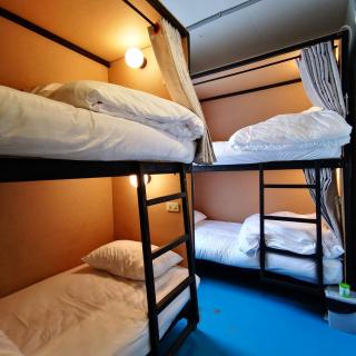 D​ Luck​ Hostel - 4