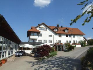 Landhotel Wiesenhof - Heroldstatt - 2