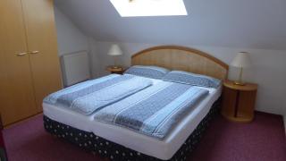Familien Chalet mit direktem Bademantelgang zur Therme - Lutzmannsburg - 9