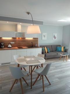 Apartament Cesarski Agnes z oddzielną sypialnią, parking - Świnoujście - 9