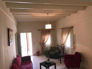 GEORGE'S HOUSE - Áfra - 3