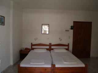 Roses Studios - Karpathos - 7