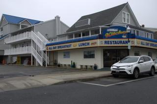 Atlantic Breeze Motel & Apartments - Ocean City - 1