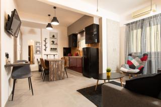 Downtown Luxury Boutique Suites - the grand suite - 1