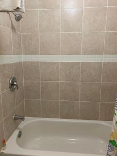 Twin Oaks Motel - Orono - 3