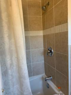 Twin Oaks Motel - Orono - 5