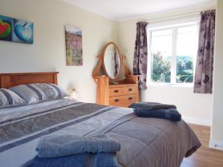 Golden Hills Farm Cottage with Swimming Pool - 1