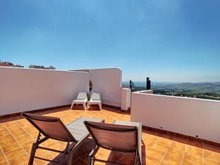 2268-Penthouse with terrace seaview - Casares - 3