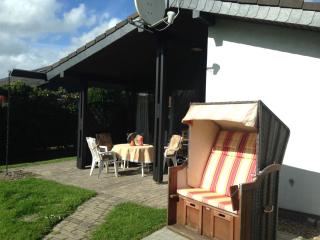 H5 Haus Schwalbennest Kaminofen WLAN - Butjadingen - 9