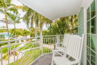 Tropical Breeze Resort - Sarasota - 5