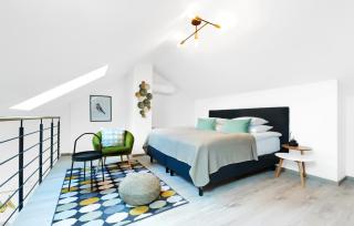 HONEST Smichov - Prague - 8