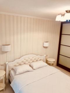 Classic Apartment - Boryspil - 1
