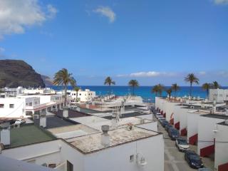 APARTAMENTO ACOGEDOR CON VISTAS AL MAR - 1