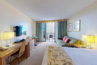 Apartments at Palms Waikiki - 3