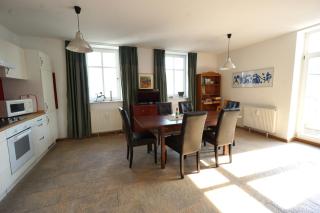 Villa Strandblick in Binz, FeWos direkt am Strand mit Balkon und teilweise mit Meerblick - Binz - 3