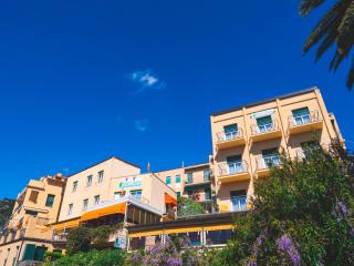 Hotel Liliana - Varigotti - 0