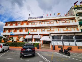 Hotel Milani - Lido di Camaiore - 0