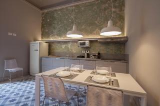 Casa222 - stylish apartment La Spezia Old Town - 5' station to Cinque Terre - 8