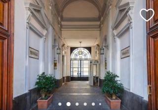 The Queen's Room - Napoli - 9
