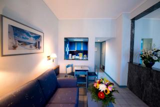 Blue Lagoon City Hotel - 6