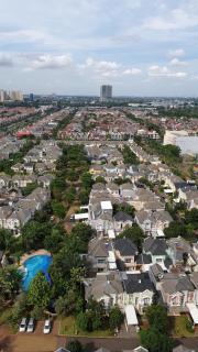 M-Town Signature Gading Serpong by J`s Luxury Apartment - Pumpangsineng - 2