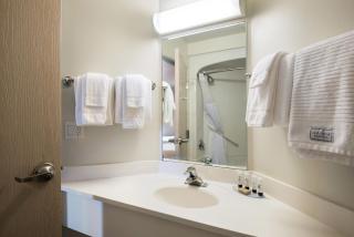 Red Lion Inn & Suites Butte - 1