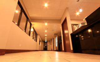 Super 8 by Wyndham Kelowna BC - 1