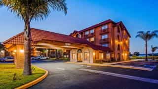 Lompoc Valley Inn and Suites - Lompoc - 2