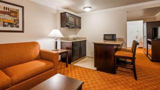 Lompoc Valley Inn and Suites - Lompoc - 4