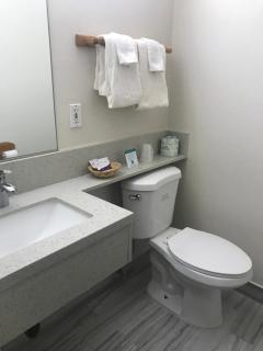 Manhattan Inn & Suites - Manhattan Beach - 3