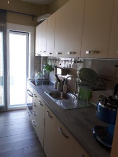 Lucy's Adorable First Line Beachfront Holiday Home - Kavala - 3