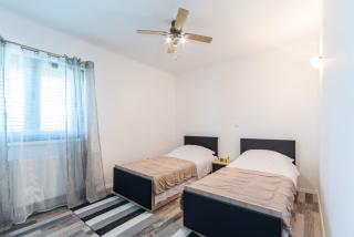 Villa Maslina with private pool on quiet location - by TA Leut Agency - Nin - 7