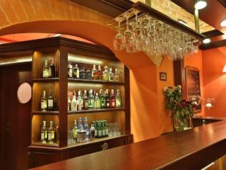 Rynek 6 retro pub & hostel - Radom - 3