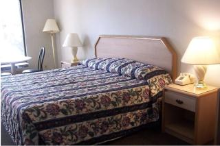 Celebration Inn - Lewisburg - 6