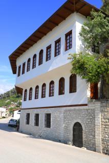 Hotel Demaj - Berat - 2
