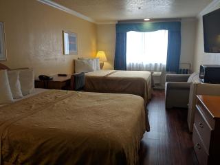 Budget Inn - Corcoran - 9