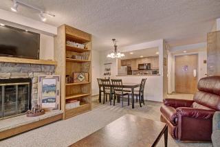 VS643 Square Condo - 9